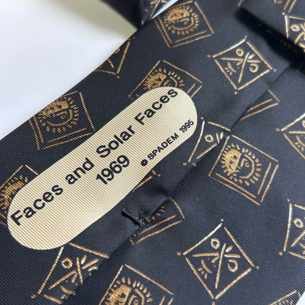 Pablo Picasso Faces Solar Faces 1969‎ Tie Silk Hand Made Italy SPADEM 1995 Vtg